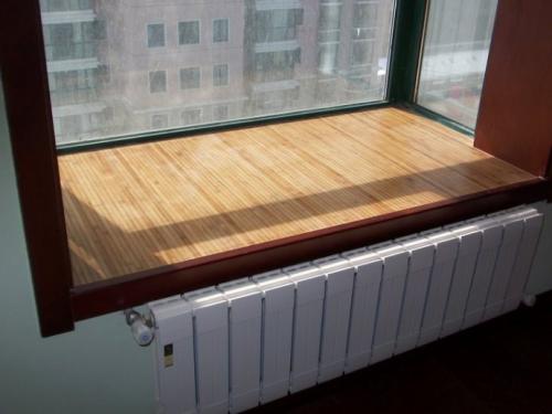 木地板飄窗1.jpg 木地板飄窗1.jpg